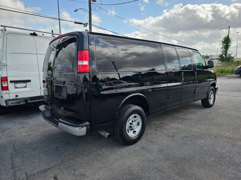 2016 Chevrolet Express 3500