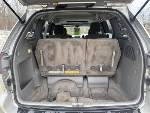 2009 Toyota Sienna LE 7-Passenger