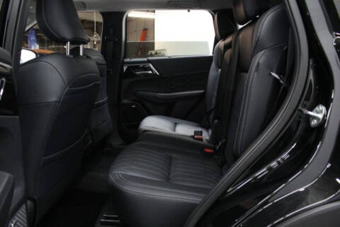 2025 Mitsubishi Outlander SEL