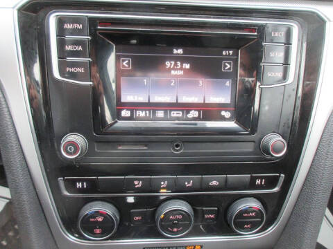 2016 Volkswagen Passat 1.8T S