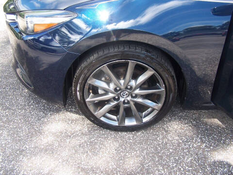 2018 Mazda MAZDA3 Touring