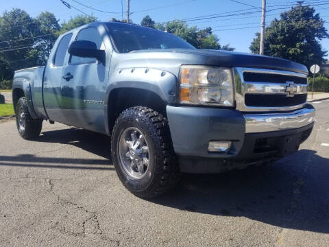 2007 Chevrolet Silverado 1500 for sale at A&R Automotive in Bridgeport CT