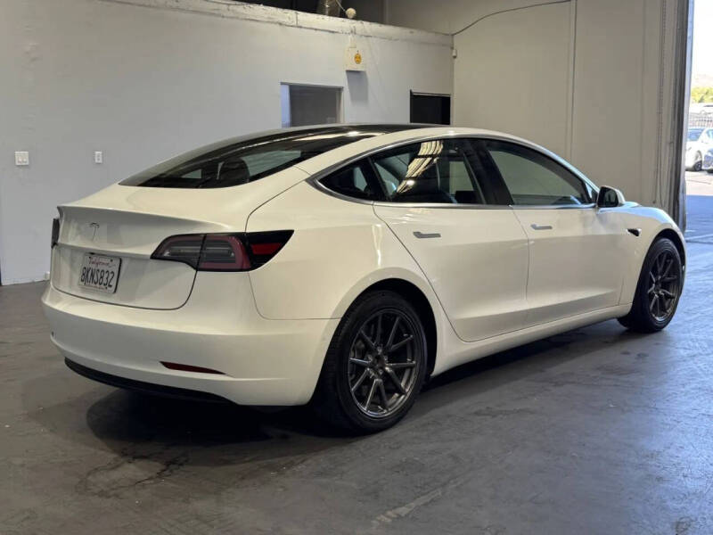2019 Tesla Model 3 Standard Range Plus
