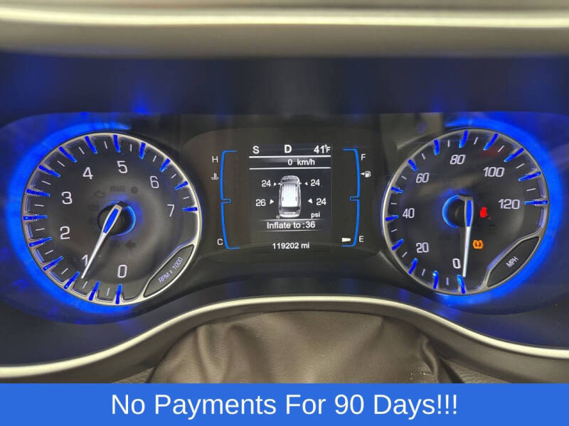 2017 Chrysler Pacifica Touring-L