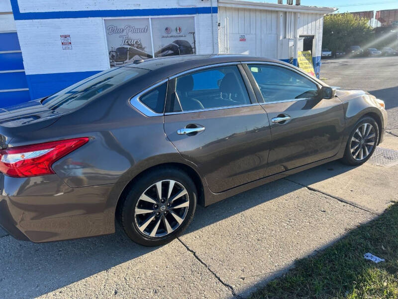 2017 Nissan Altima 2.5 SR