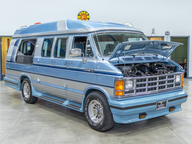 1988 Dodge Ram Van B350