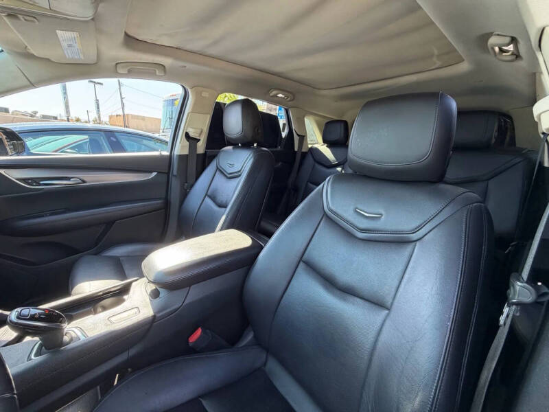 2017 Cadillac XT5 Luxury