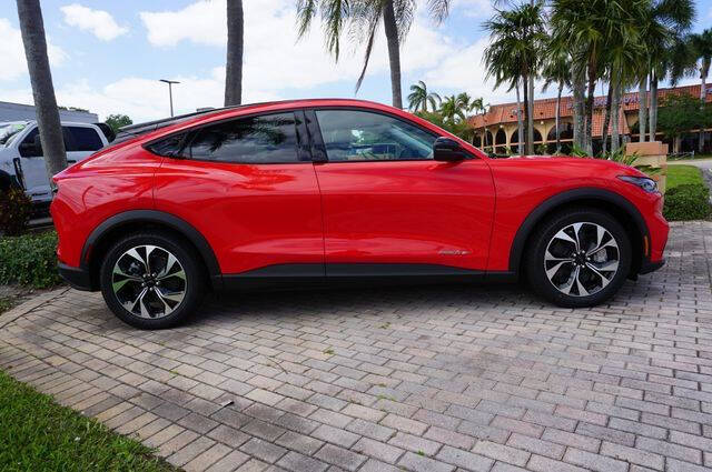 2026 Ford Mustang Mach-E Select