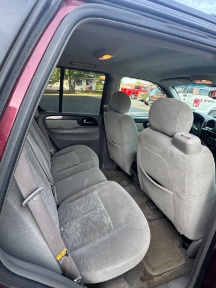 2005 GMC Envoy for sale at SIGNATURE AUTOS LLC in Weston, WI