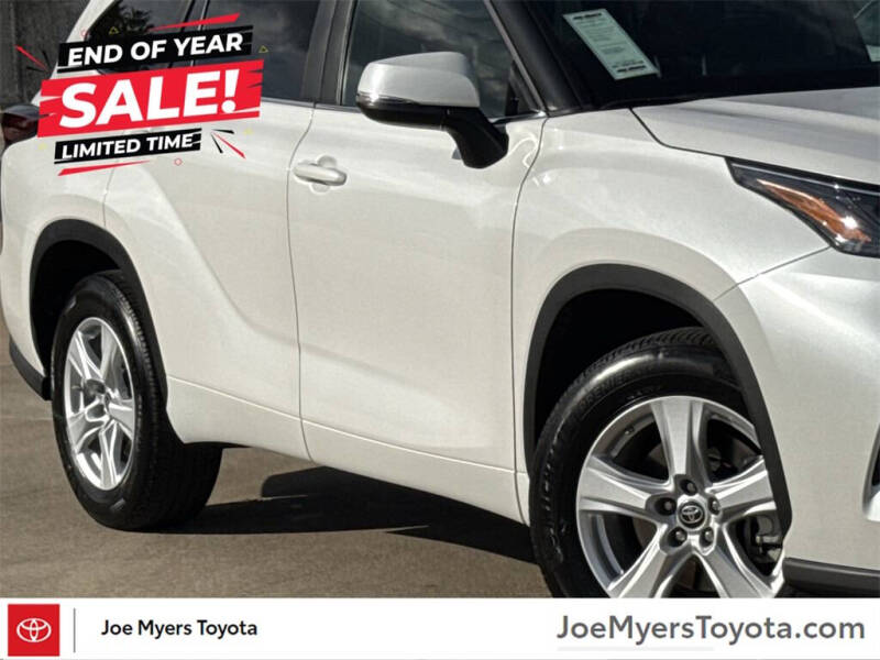 2024 Toyota Highlander LE