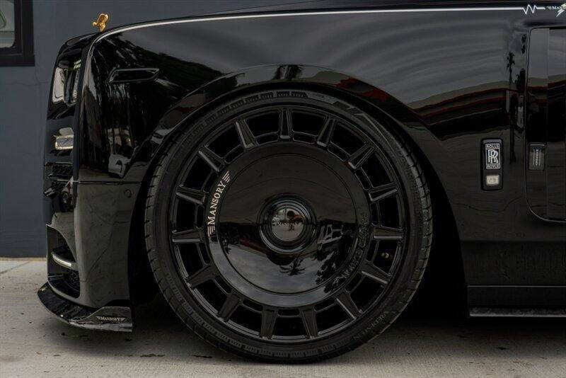 2024 Rolls-Royce Phantom