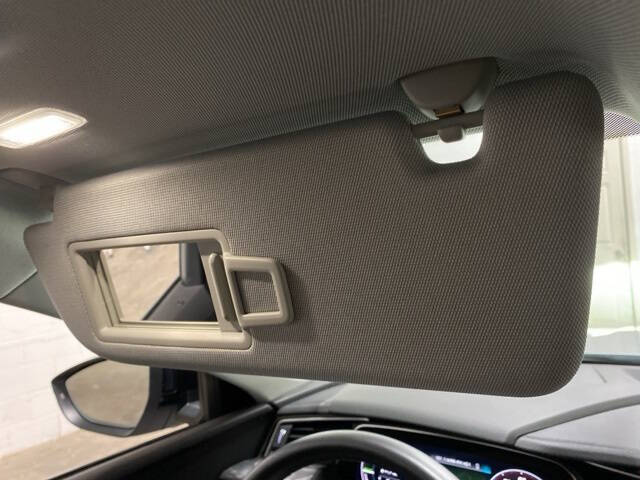 2023 Audi e-tron quattro Premium Plus