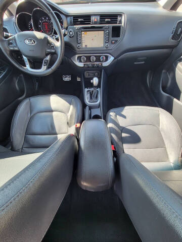 2013 Kia Rio 5-Door SX