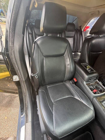 2016 Chrysler 300 C