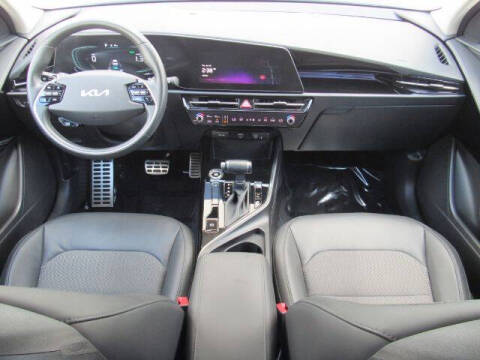 2023 Kia Niro EX Touring