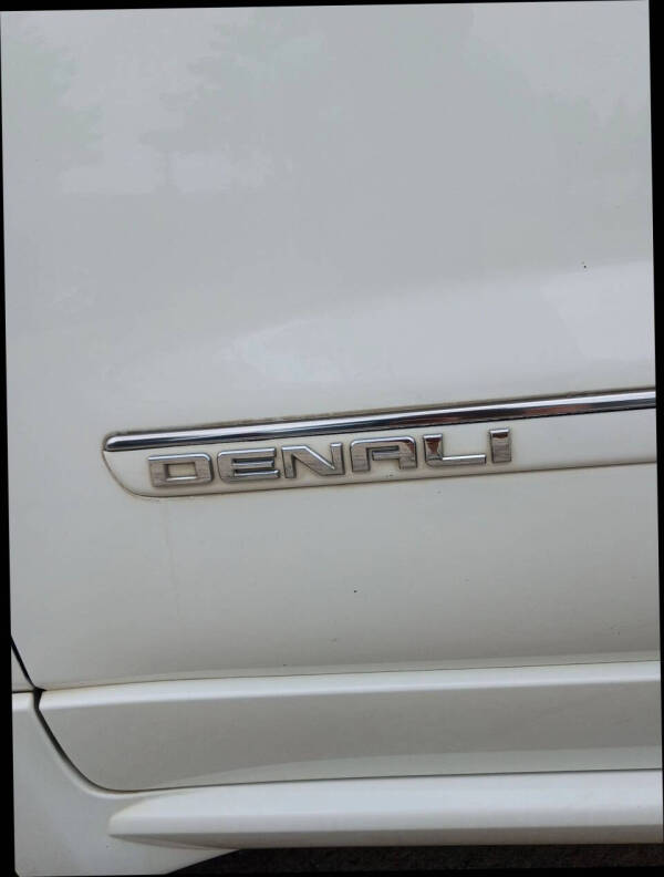 2014 GMC Acadia Denali