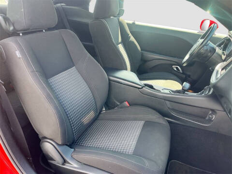 2022 Dodge Challenger SXT