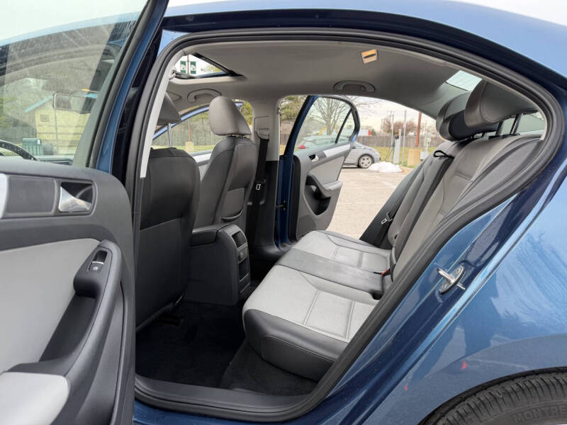 2016 Volkswagen Jetta Hybrid SEL Premium