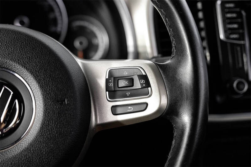 2016 Volkswagen Beetle 1.8T SE