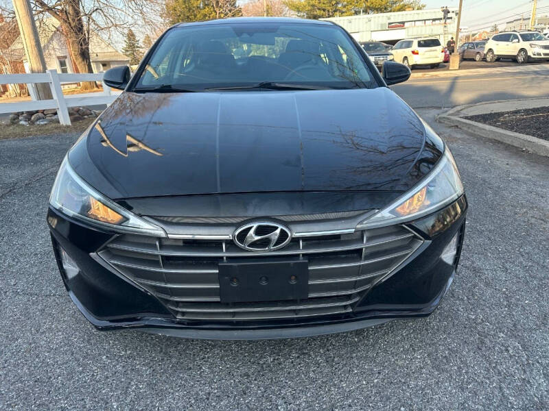 2020 Hyundai Elantra SE