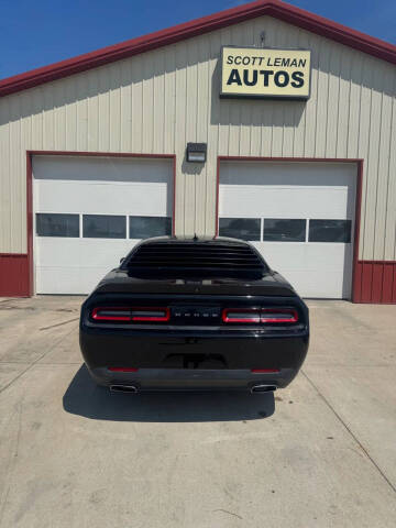 2015 Dodge Challenger SXT Plus