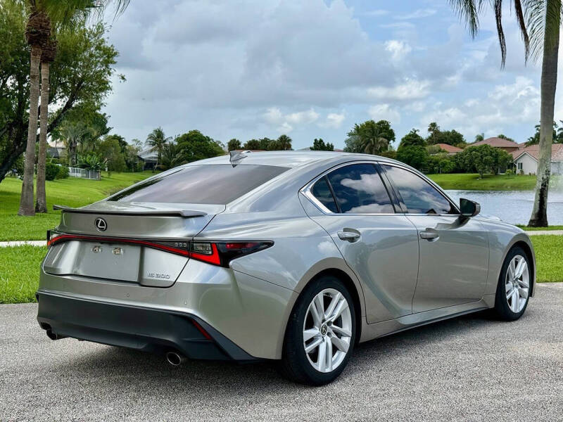 2021 Lexus IS 300