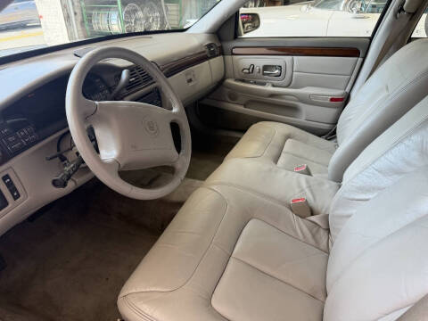 1999 Cadillac DeVille D'elegance