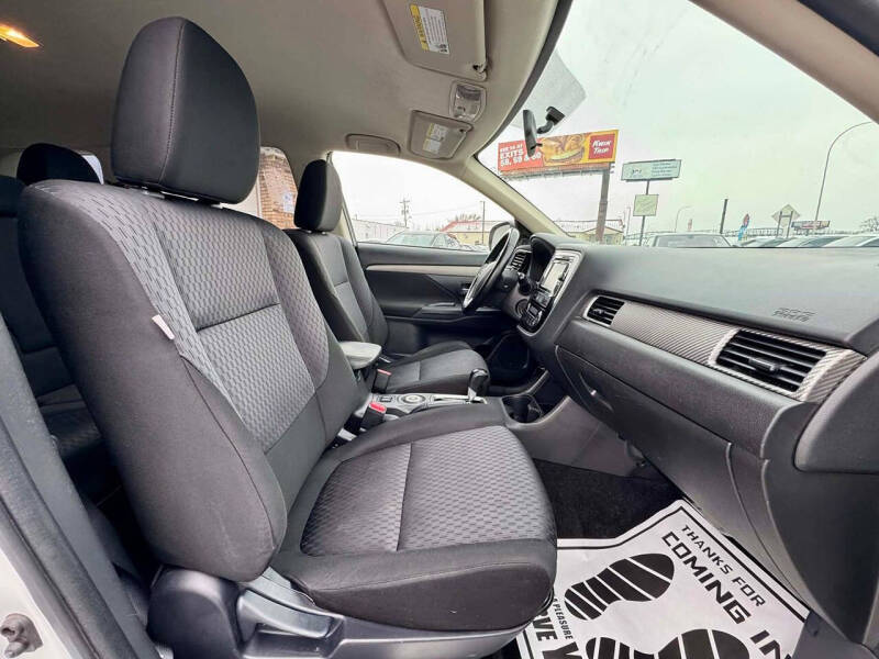 2014 Mitsubishi Outlander SE