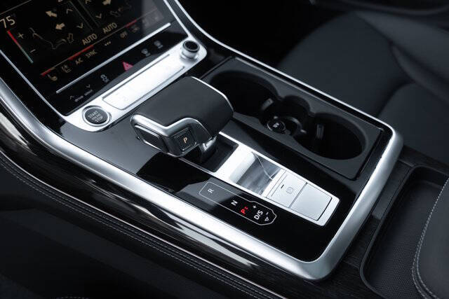 2026 Audi Q7 quattro Premium Plus 55 TFSI