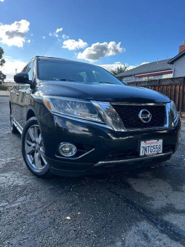 2015 Nissan Pathfinder Platinum