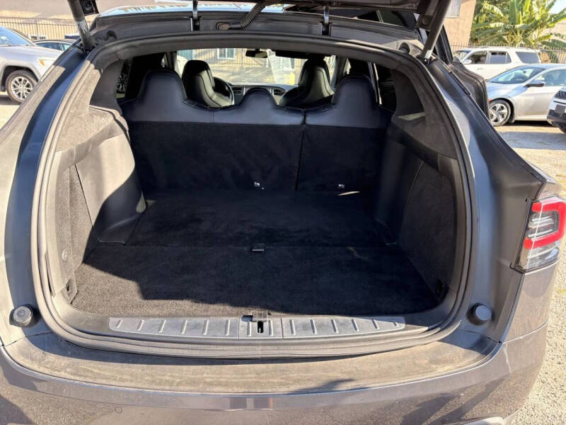 2017 Tesla Model X 75D