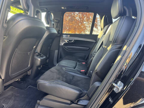 2018 Volvo XC90 T6 R-Design