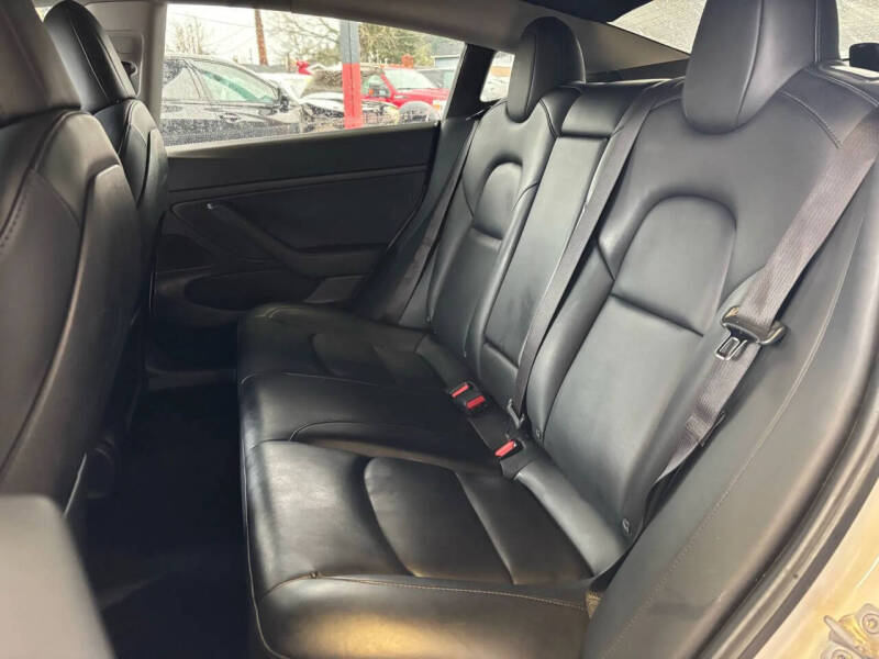 2021 Tesla Model 3 Standard Range Plus