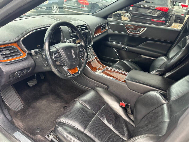 2017 Lincoln Continental Select