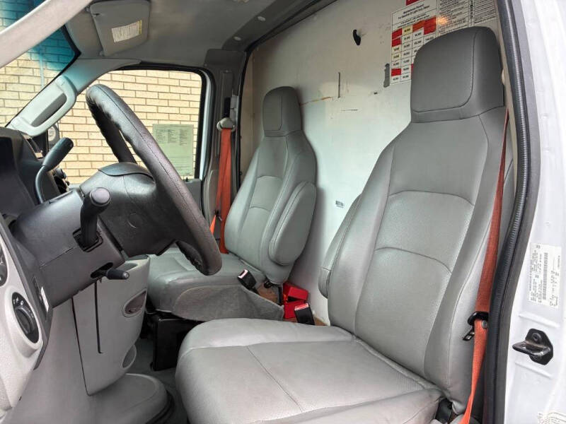 2015 Ford E-Series