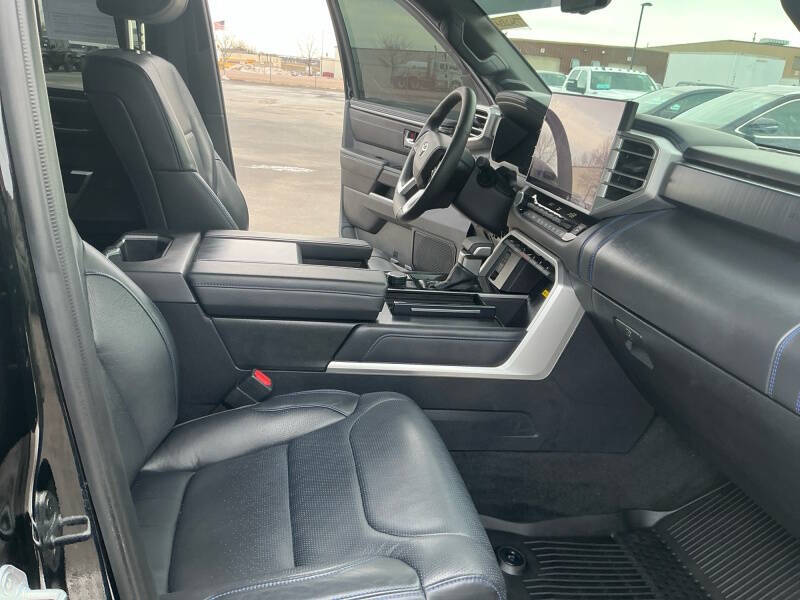 2023 Toyota Tundra Platinum