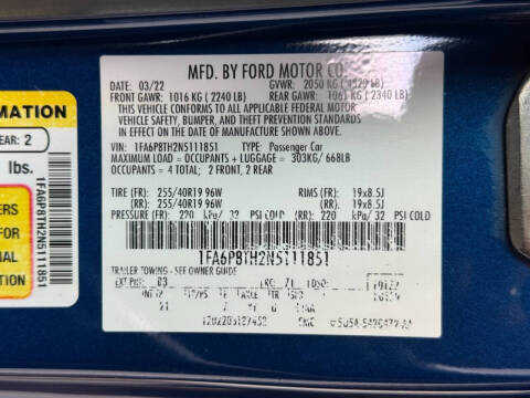 2022 Ford Mustang EcoBoost