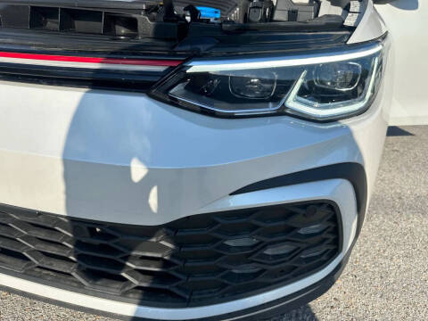 2022 Volkswagen Golf GTI SE