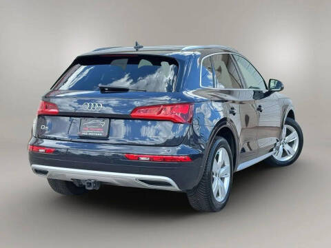 2019 Audi Q5 quattro Prestige 45 TFSI