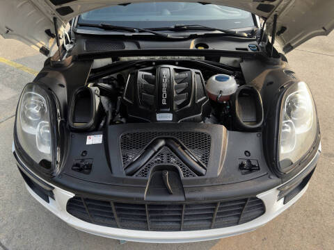 2016 Porsche Macan S