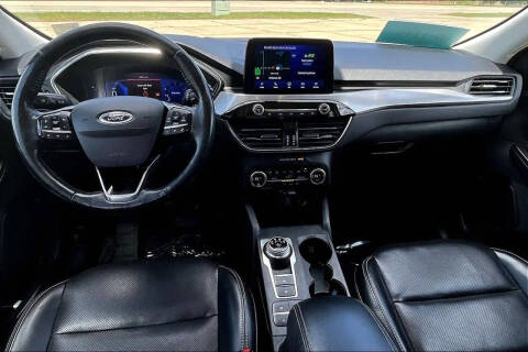 2021 Ford Escape Titanium