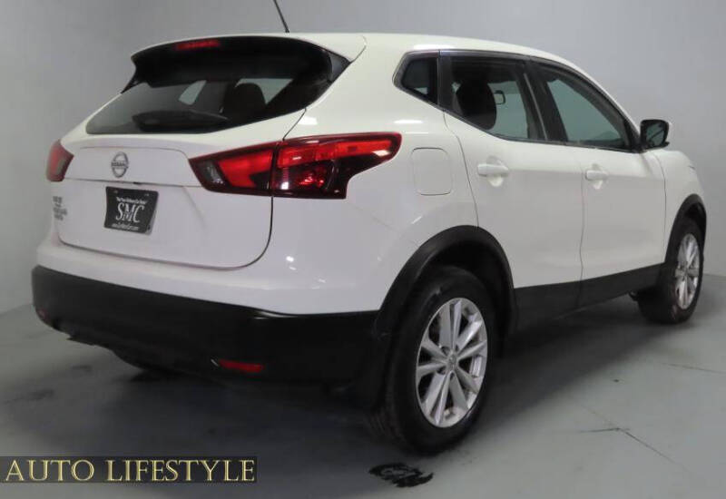 2017 Nissan Rogue Sport S