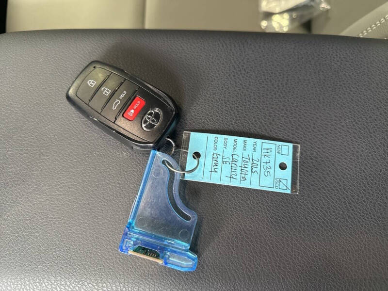 2025 Toyota Camry SE