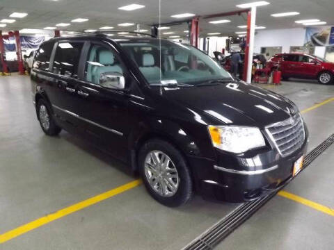 2010 Chrysler Town and Country Limited