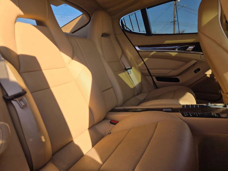 2011 Porsche Panamera