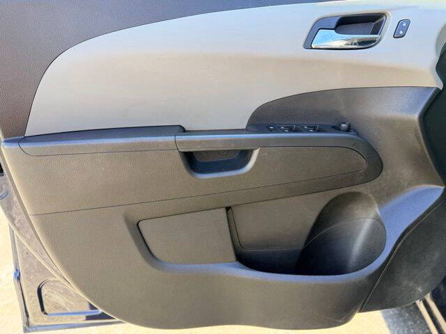 2015 Chevrolet Sonic LT Auto