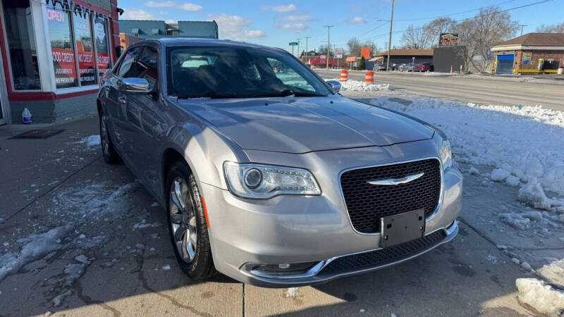 2017 Chrysler 300 C