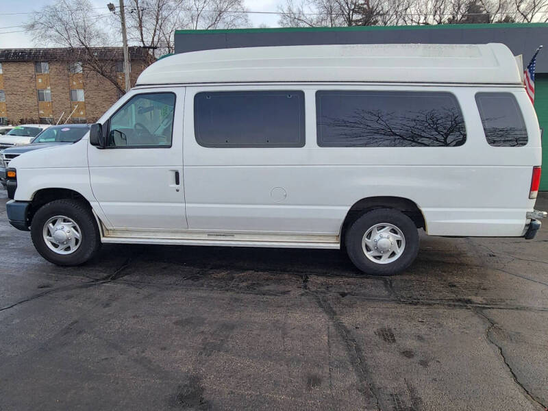 2013 Ford E-Series E-250