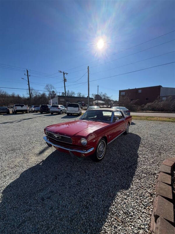 1966 Ford Mustang convertible V8