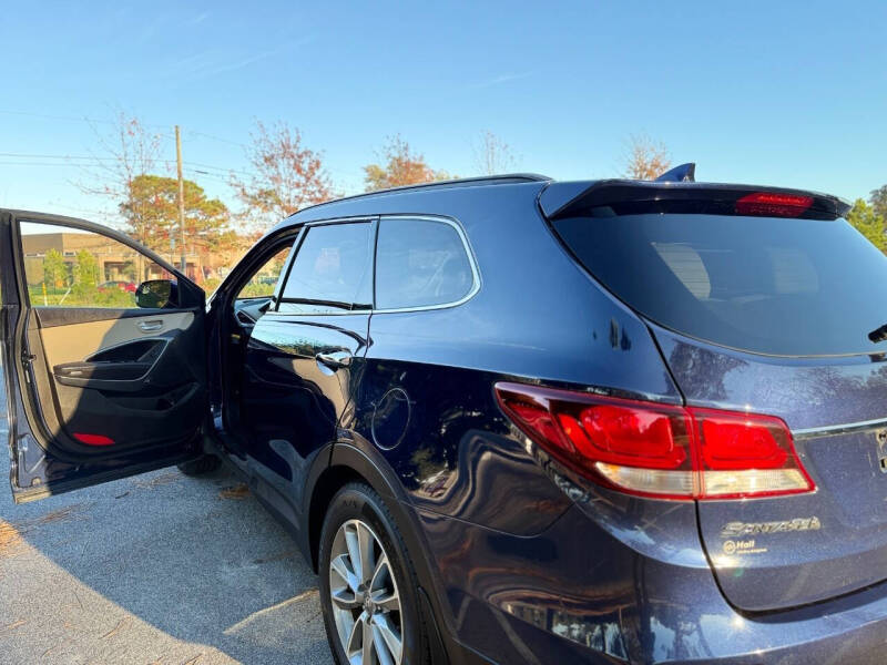 2017 Hyundai Santa Fe SE